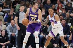 坏消息，湖人队卢卡·东契奇因小(xiǎo)腿挫傷(shāng)每日观察(chá)