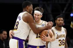 NBA全明(míng)星人选里夫(fū)斯的顶薪合同前景如(rú)何？