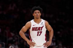 NBA自由球员普林(lín)加盟森林(lín)狼，夏季联赛表现堪忧