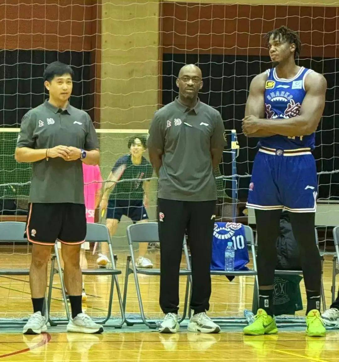 流弊！曝上海队又有重磅签约！这可是NBA盖帽王