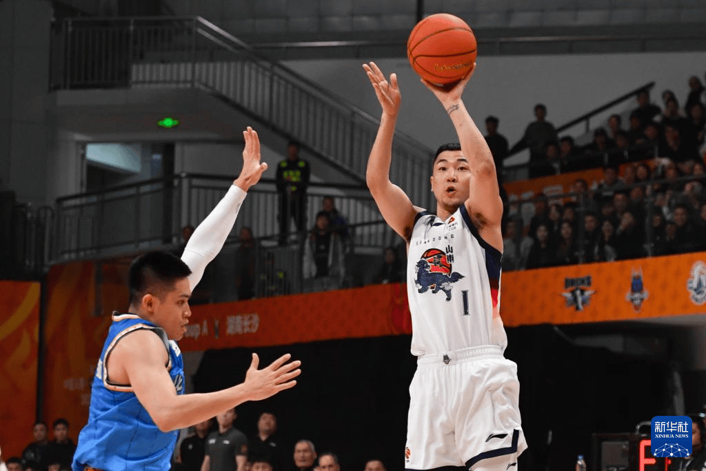 组图：俱乐部杯山东险胜北京 高诗岩命中关键球