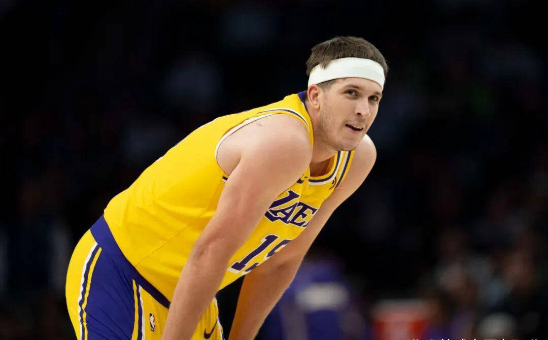 NBA全明星人选里夫斯的顶薪合同前景如何？