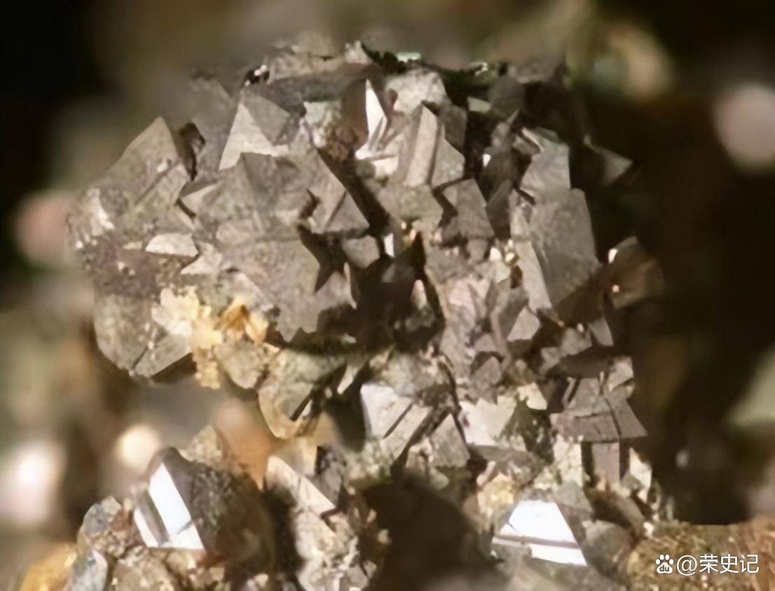 日本一招神奇助攻！无意间帮忙，我国三十年的稀土难题迎刃而解