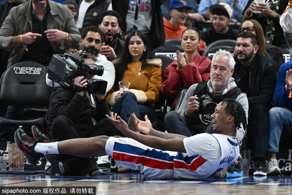 犹他爵士队客场挑战布鲁克林篮网，能否终结四连败？