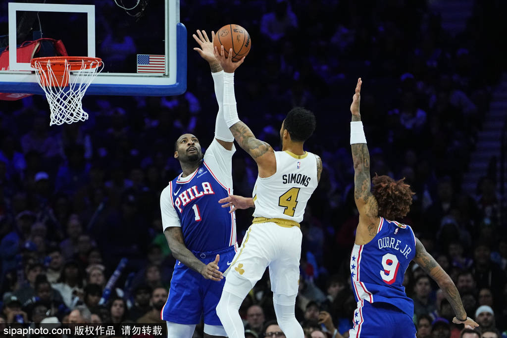 泰瑞斯-马克西54分惊艳全场，76人迎战热火挑战